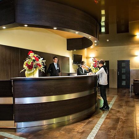 Hotel Monttis ซูคาเบิสคิดซ์กา ภายนอก รูปภาพ