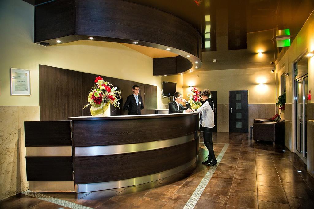 Hotel Monttis ซูคาเบิสคิดซ์กา ภายนอก รูปภาพ