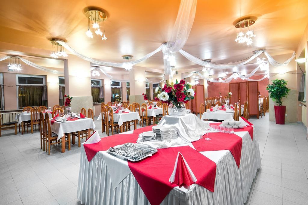 Hotel Monttis ซูคาเบิสคิดซ์กา ภายนอก รูปภาพ