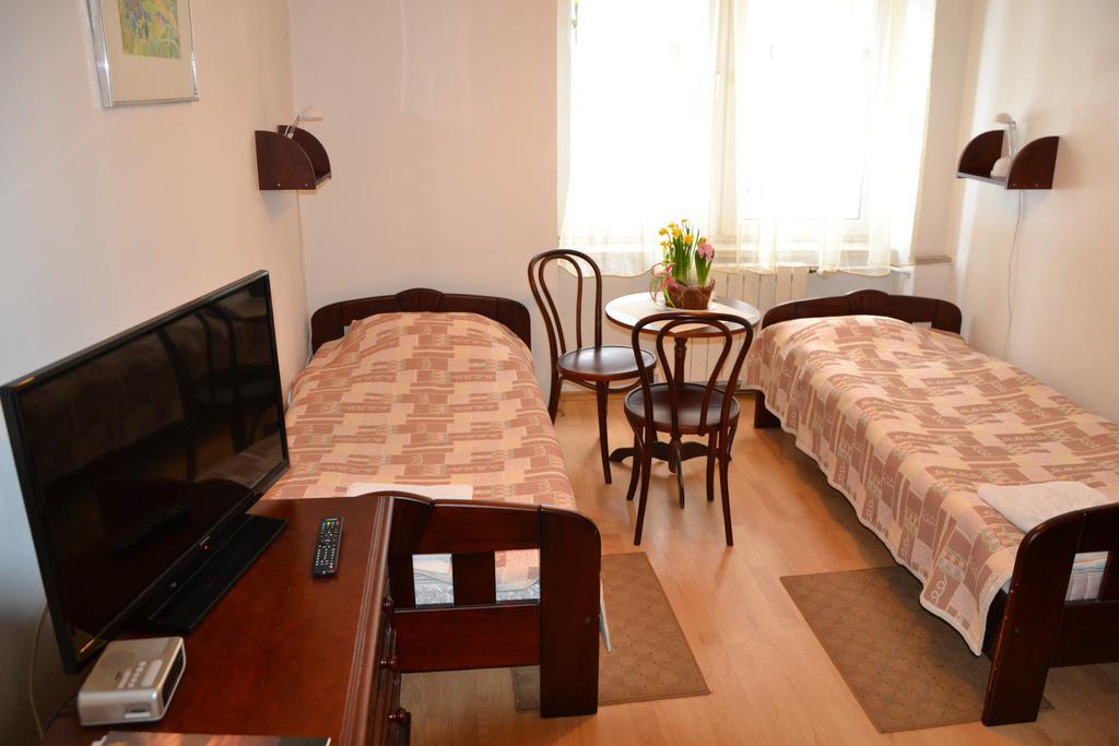 Hotel Monttis ซูคาเบิสคิดซ์กา ห้อง รูปภาพ