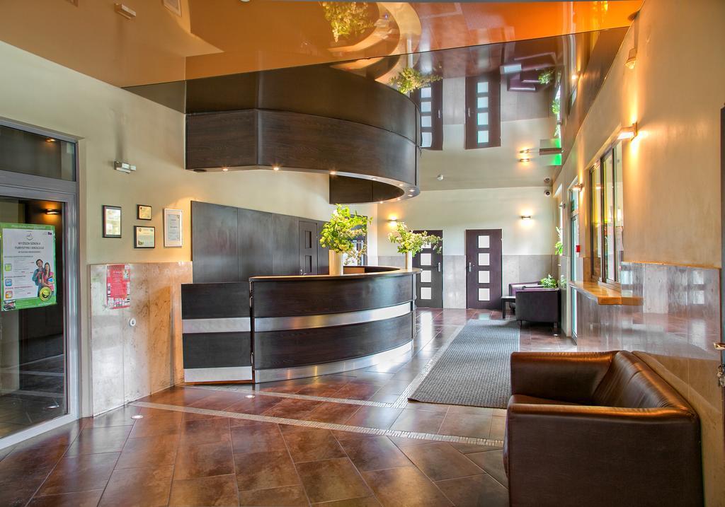 Hotel Monttis ซูคาเบิสคิดซ์กา ภายนอก รูปภาพ