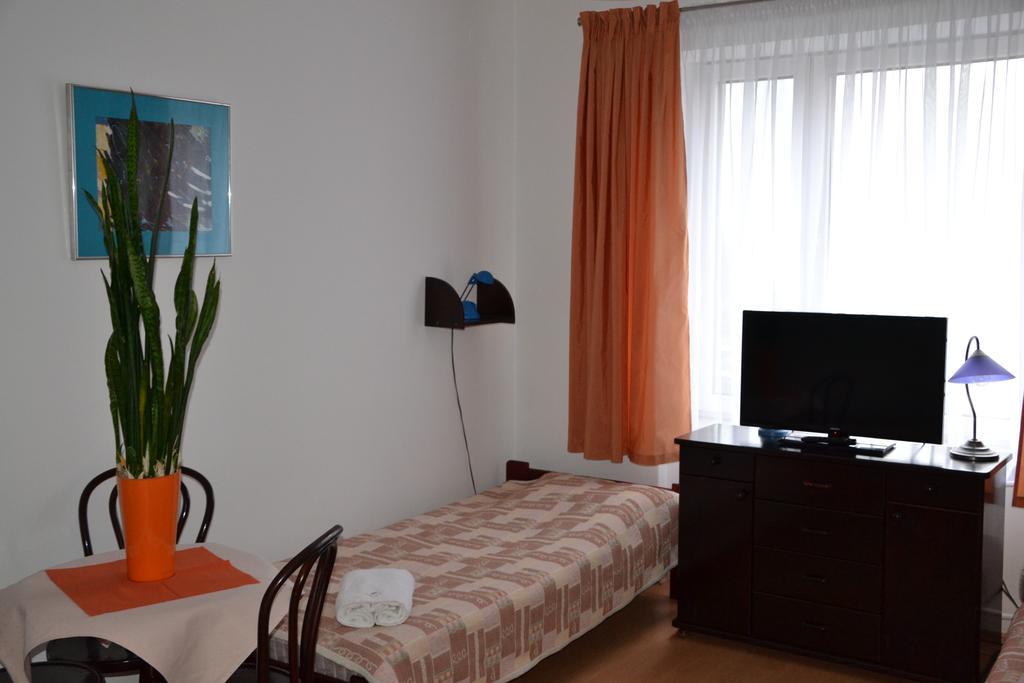 Hotel Monttis ซูคาเบิสคิดซ์กา ภายนอก รูปภาพ