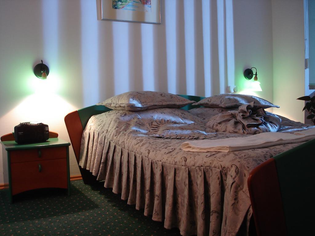 Hotel Monttis ซูคาเบิสคิดซ์กา ภายนอก รูปภาพ